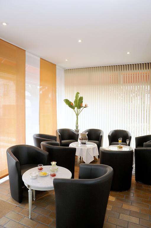 Hotel Restaurant Emile Job Montmerle-sur-Saone Εξωτερικό φωτογραφία