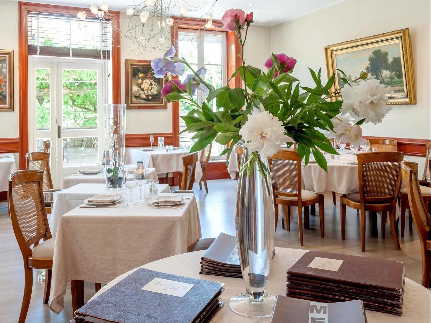 Hotel Restaurant Emile Job Montmerle-sur-Saone Εξωτερικό φωτογραφία