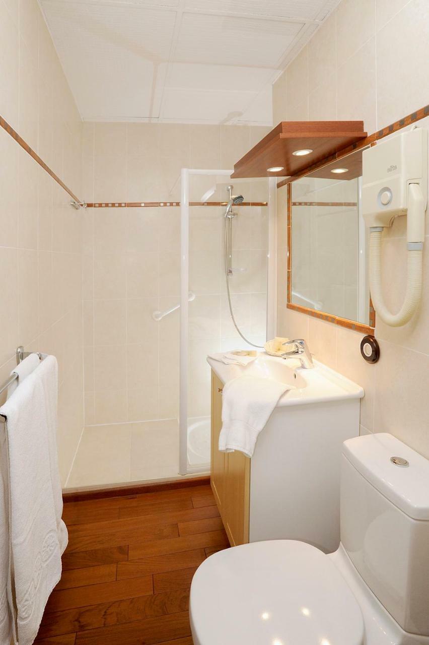Hotel Restaurant Emile Job Montmerle-sur-Saone Εξωτερικό φωτογραφία